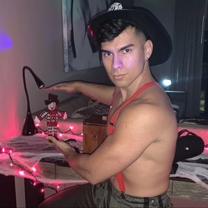 Meet your Posher, Jayson